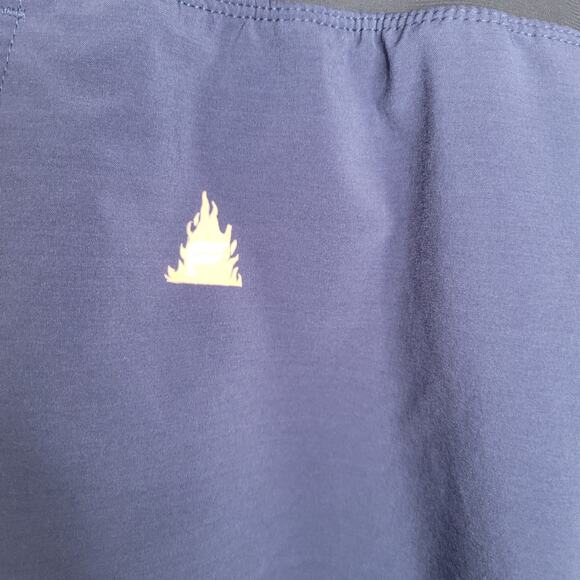 Fabletics Short Lined Size XXL Blue Gym Running Workout Athleisure Zipper Pocket - Picture 2 of 10